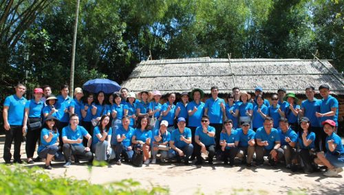 VBS về thăm quê Bác