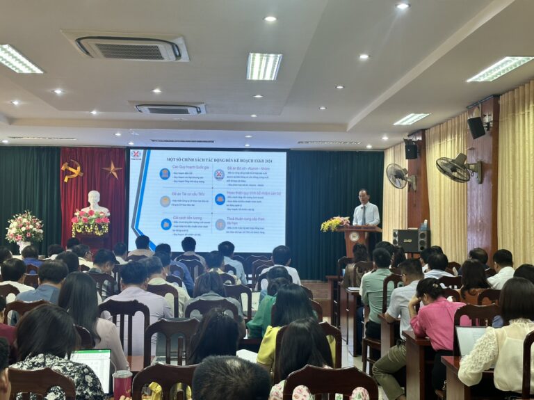 Tổng Giám đốc Đặng Thanh Hải cập nhật định hướng nhiệm vụ, chiến lược trọng tâm của Tập đoàn thời gian tới.