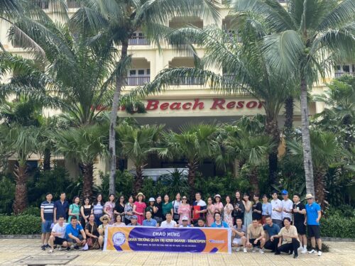 Trường Quản trị kinh doanh – Vinacomin tổ chức tham quan, nghỉ mát cho CBCNV