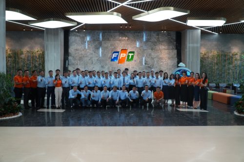Tham quan văn phòng trụ sở Tập đoàn FPT.